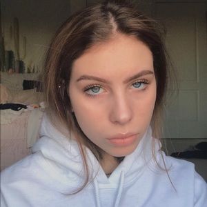 Meet your Posher, Nikki